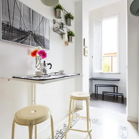 Bright With Terrace * روما